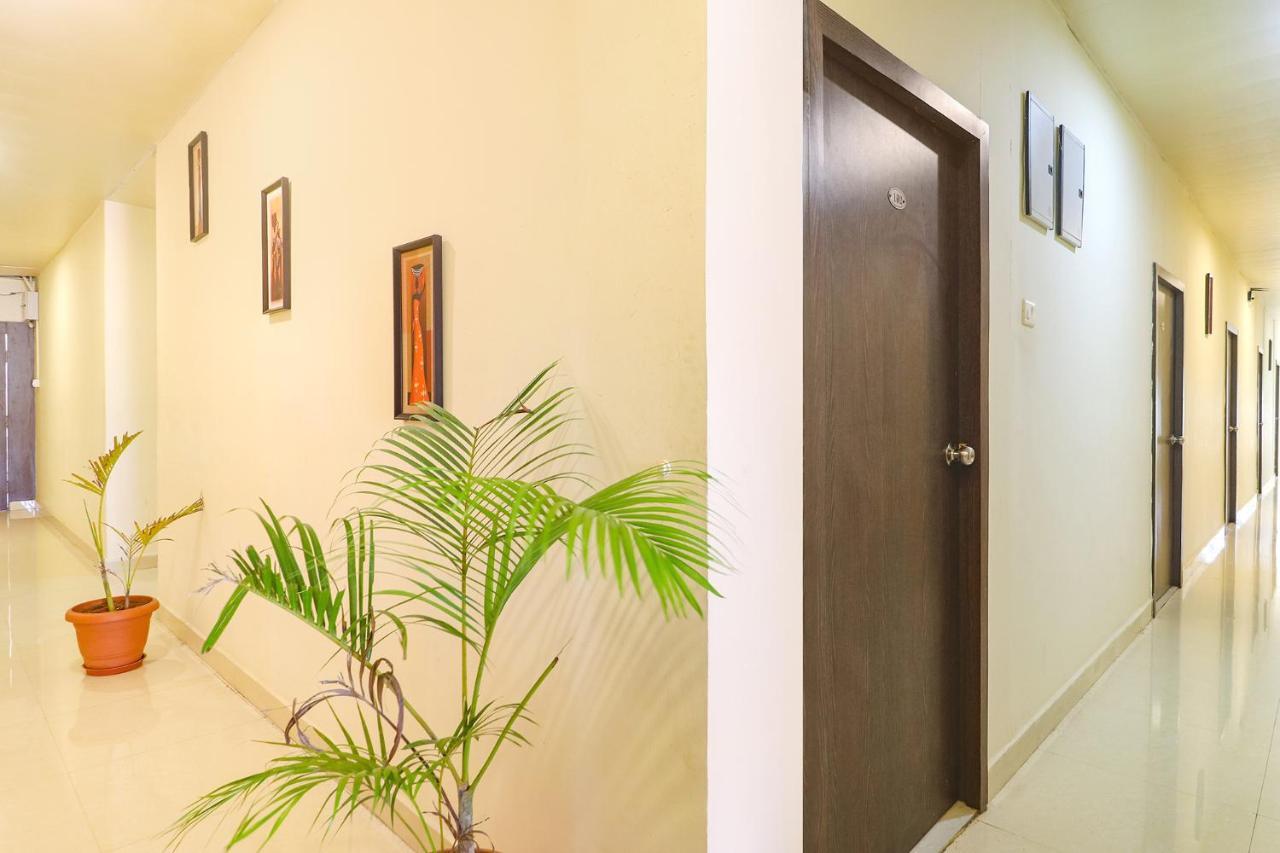 Fabexpress Airport Stay Inn - Nr Hyderabad International Airport, Shamshabad Exterior foto