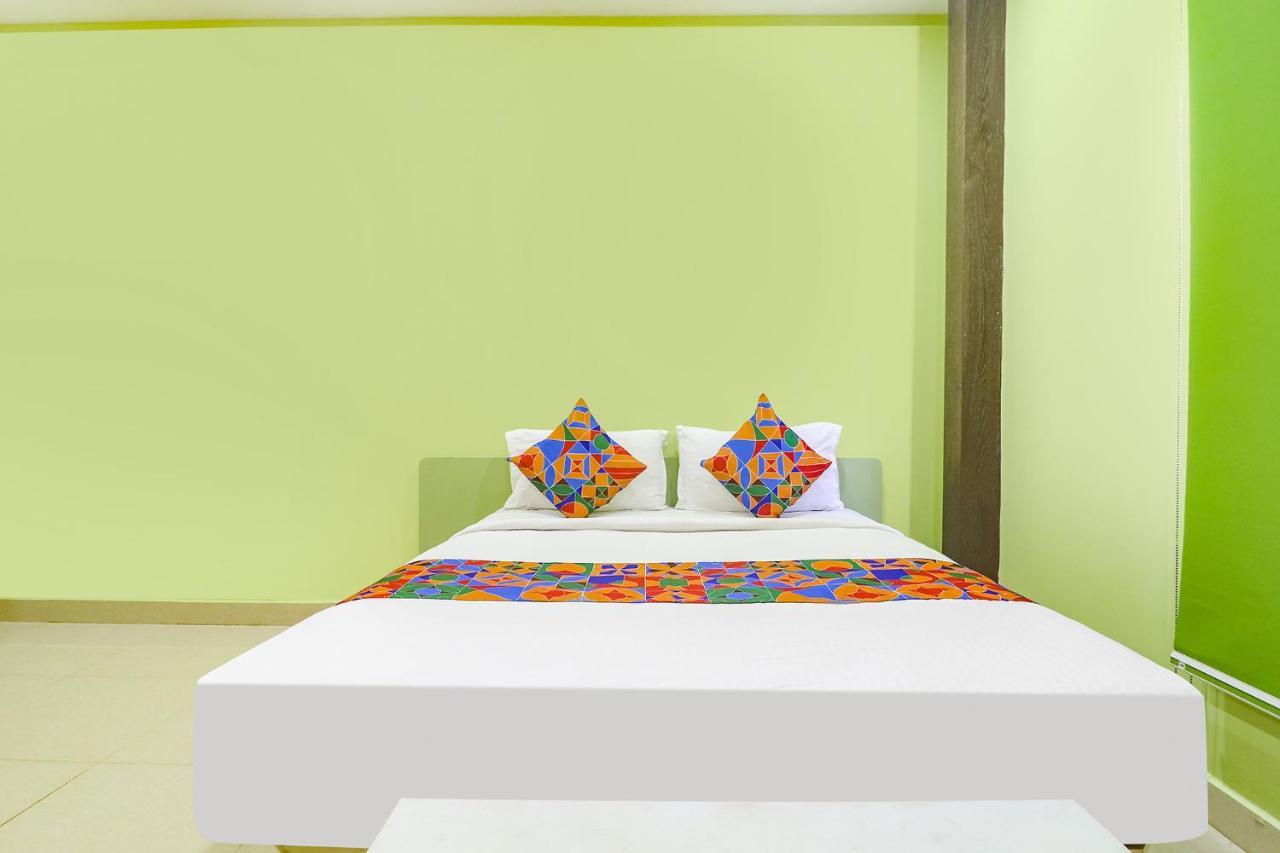 Fabexpress Airport Stay Inn - Nr Hyderabad International Airport, Shamshabad Exterior foto