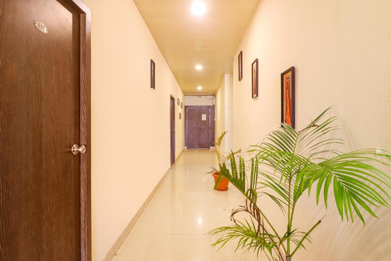 Fabexpress Airport Stay Inn - Nr Hyderabad International Airport, Shamshabad Exterior foto