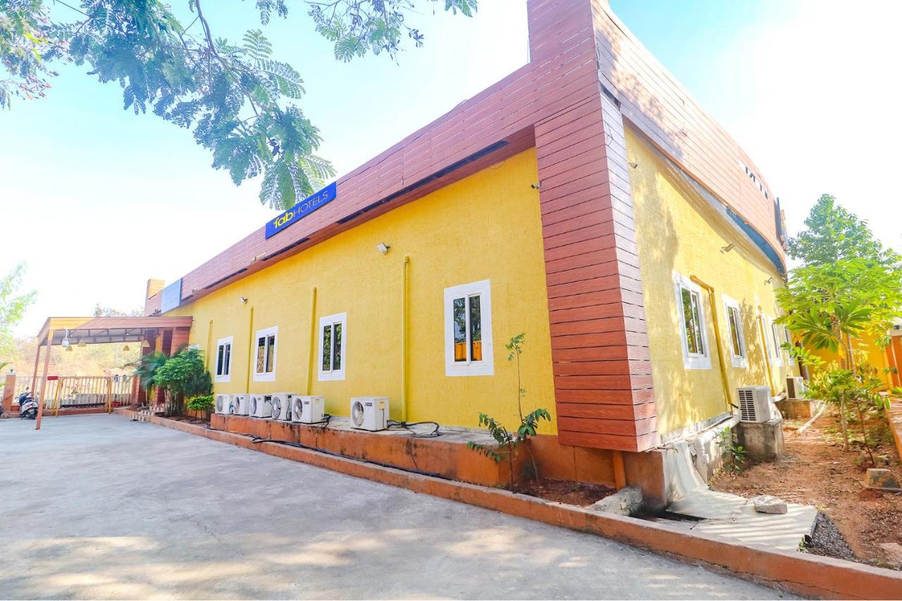 Fabexpress Airport Stay Inn - Nr Hyderabad International Airport, Shamshabad Exterior foto